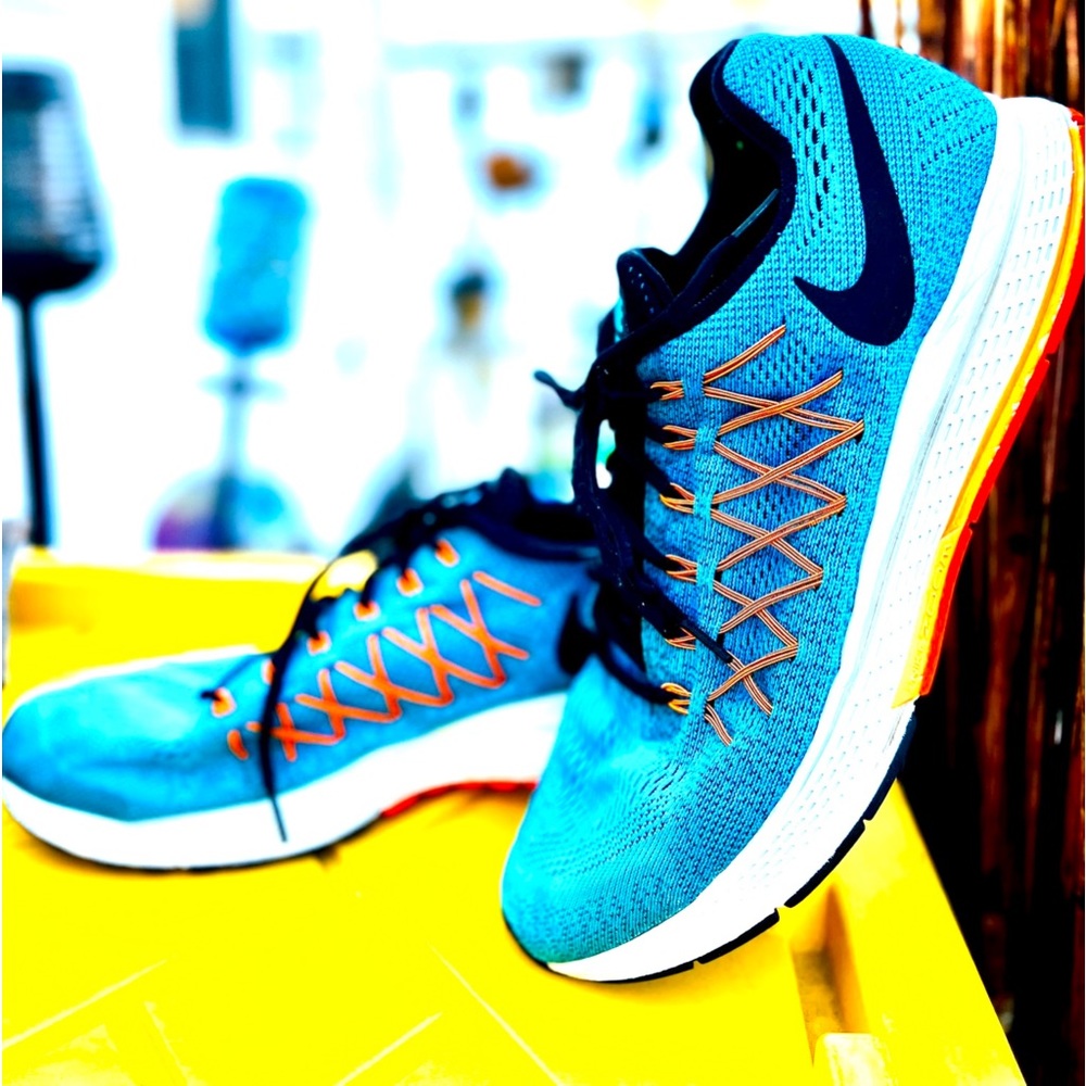 Nike zoom Pegasus 32 blue and orange lace